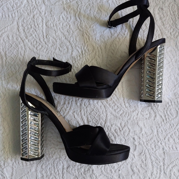 STEVE MADDEN ADELINE ANKLE STRAP PLATFORM W/ RHINESTONES - Picture 10 of 10